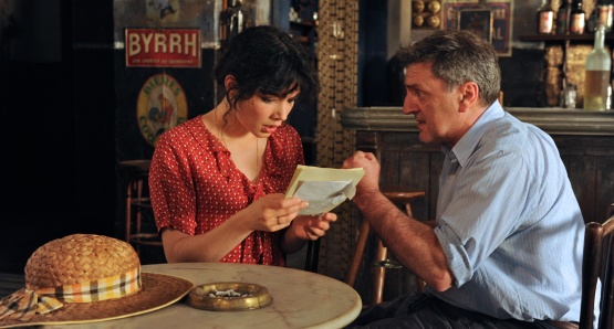 Victoire B&eacute;l&eacute;zy as Fanny and Daniel Auteuil as C&eacute;sar in FANNY, a film by Daniel Auteuil.