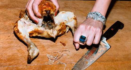 Chicken, French Vogue, Paris, 1984.  Photo by Helmut Newton, courtesy Helmut Newton Foundation.