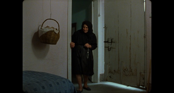 A scene from IL DONO. A Kino Lorber release.