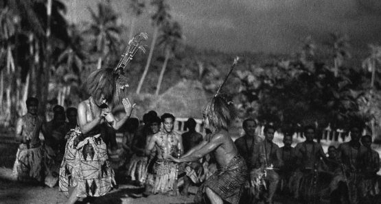 Moana and Fa'angase doing the nuptial dance, from MOANA WITH SOUND.
